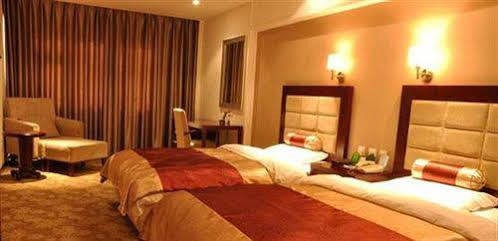 Changchun Yipin Jiliang International Hotel ภายนอก รูปภาพ